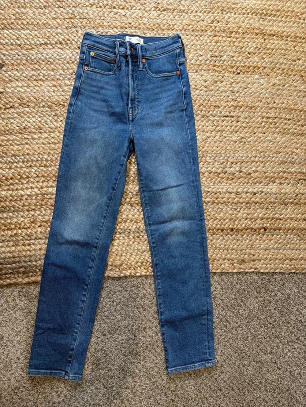 Madewell, the perfect vintage jean 24 EUC 2819